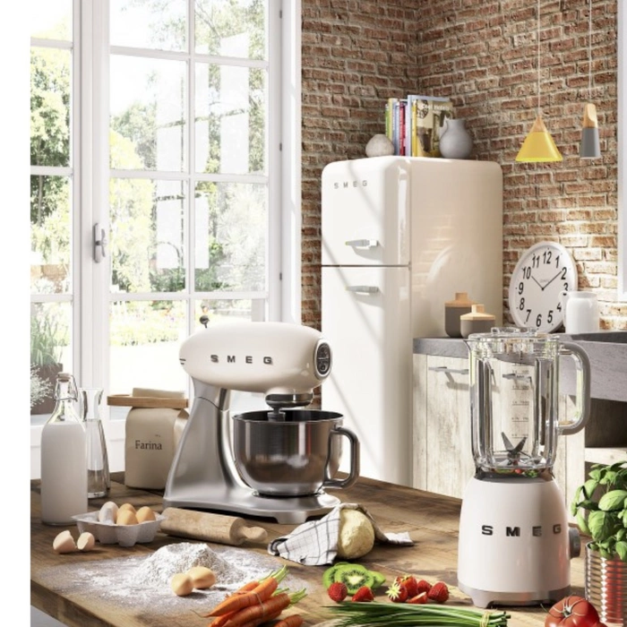 Blender kielichowy Smeg BLF03CREU kremowy 1,5 L
